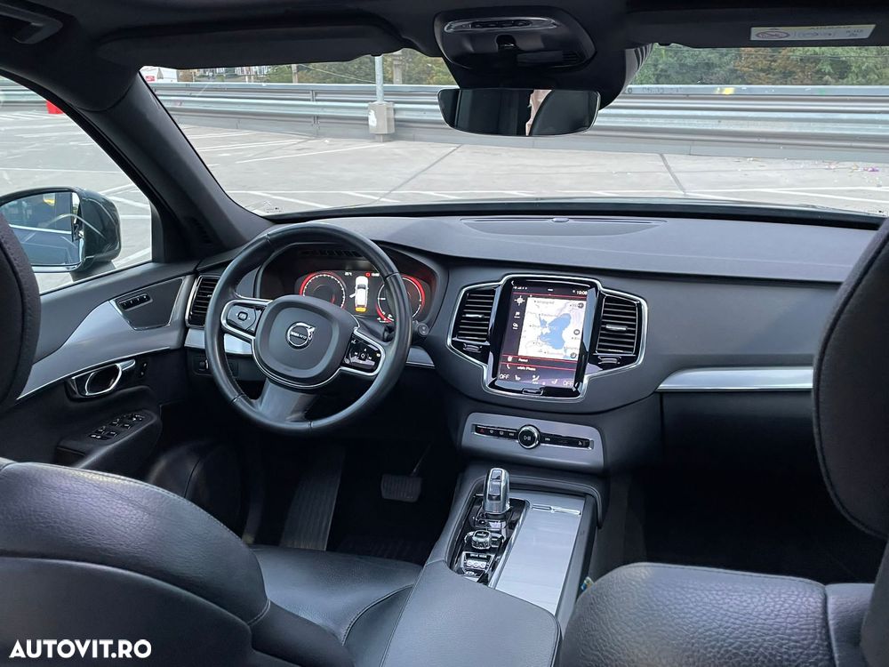 Volvo XC 90 T8 Twin Engine AWD Momentum - 10