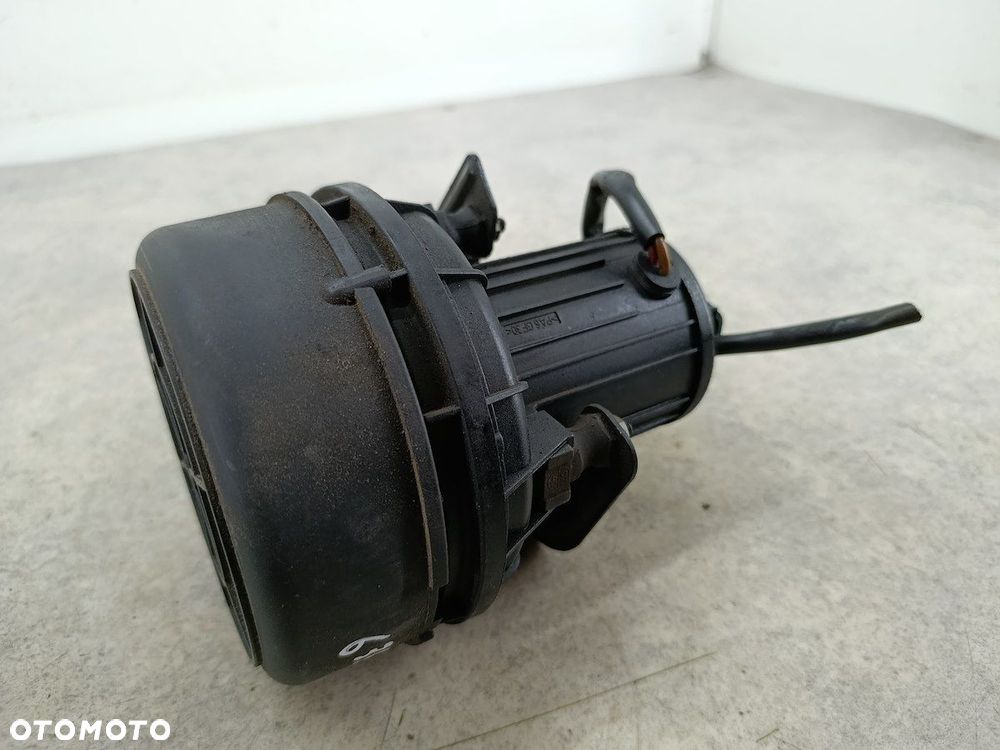POMPA POWIETRZA WTÓRNEGO BMW 3 E46 FL 546213210282 PIERBURG 1.8 16V - 8