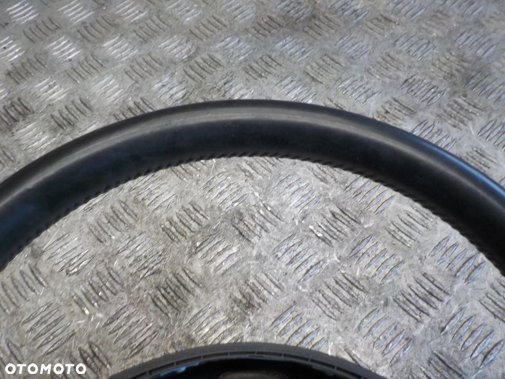 AUDI A4 B7 KIEROWNICA CZARNA SKÓRA MULTIFUNKCJA ŁOPATKI 8P0419091BM - 2