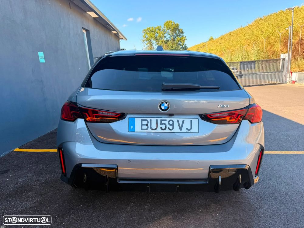 BMW 120 - 6