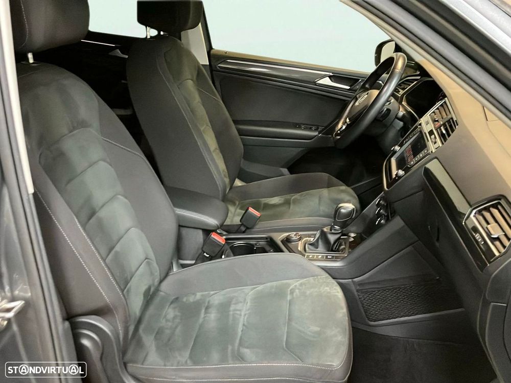 VW Tiguan 2.0 TDI Highline DSG 4Motion - 22