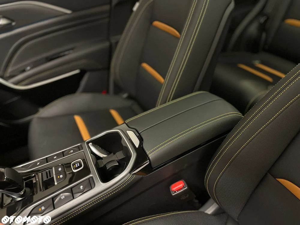 Bestune T77 1.5T Business DCT - 25