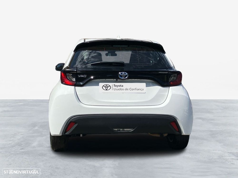 Toyota Yaris - 4