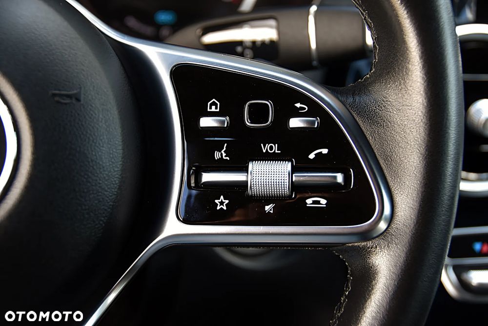 Mercedes-Benz GLC 200 4Matic 9G-TRONIC - 36