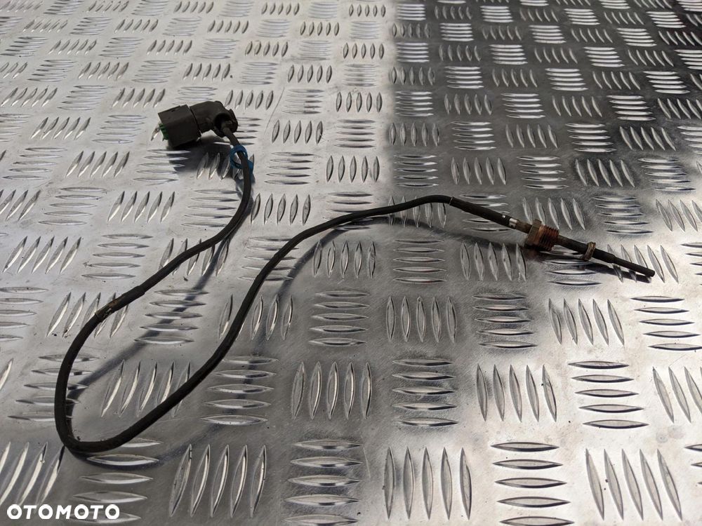 CZUJNIK BPV TEMPERATURY TURBINY DAF X 106 - 3