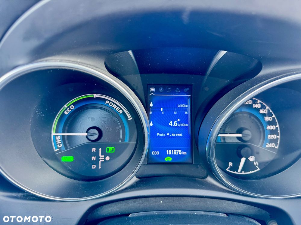 Toyota Auris Hybrid 135 Comfort - 14