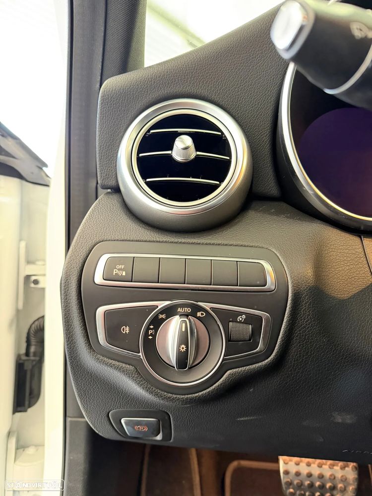 Mercedes-Benz C 300 de AMG Line - 15