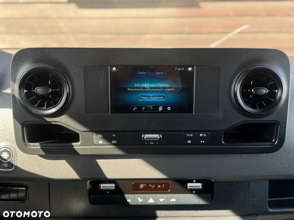 Mercedes-Benz SPRINTER - 31