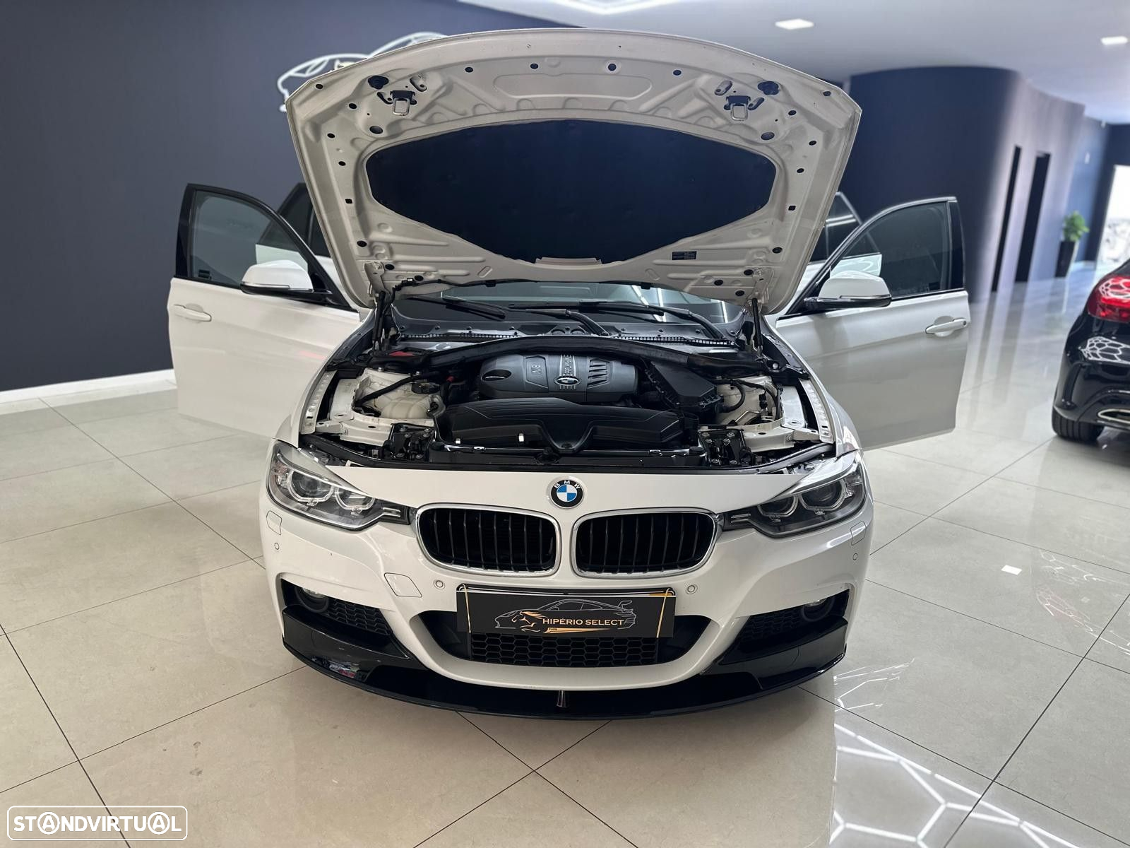 BMW 320 d Auto Pack M - 35