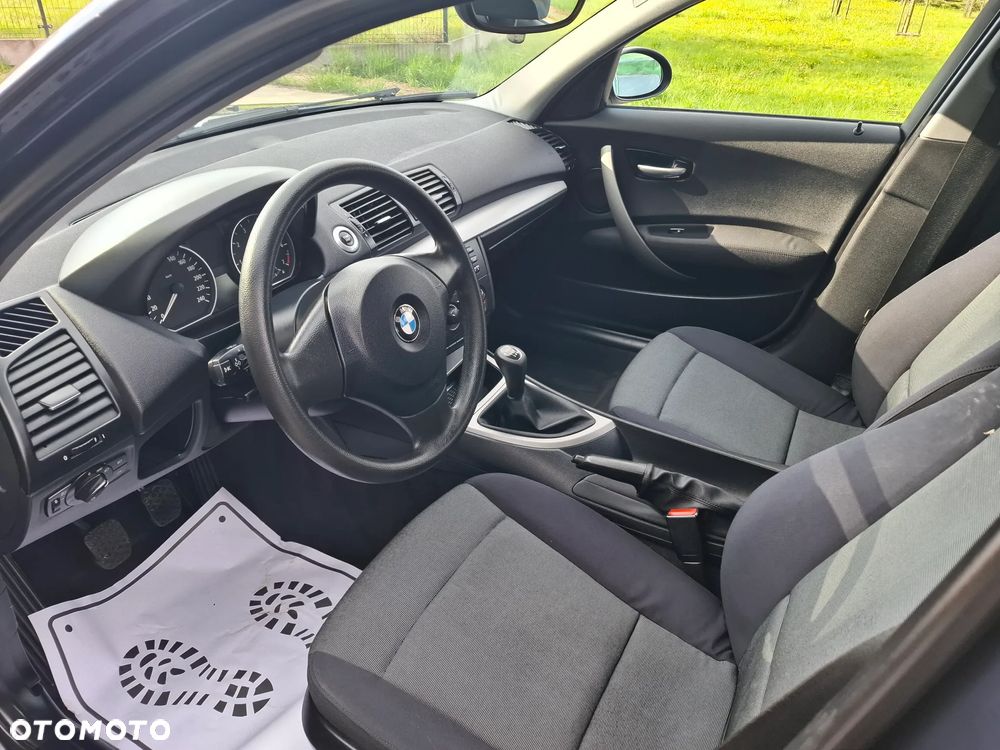 BMW Seria 1 - 10