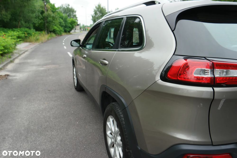 Jeep Cherokee 2.0 MJD 4x2 Longitude EU6 - 10