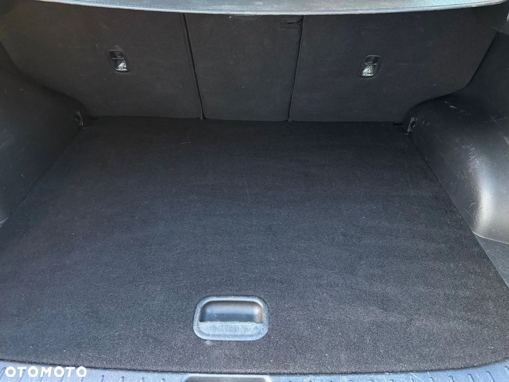 Kia Sportage - 16