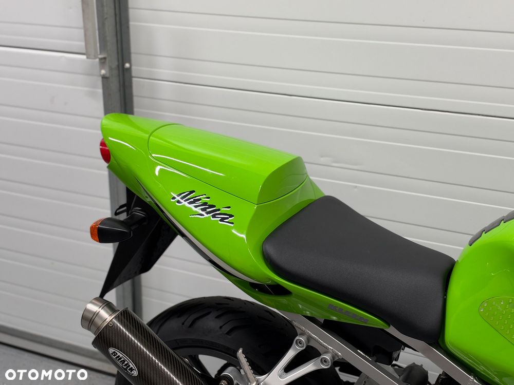 Kawasaki ZXR - 6