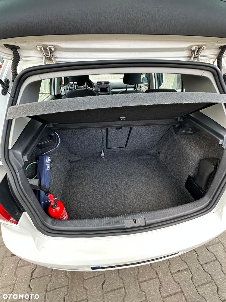 Volkswagen Golf 1.6 TDI Comfortline - 10