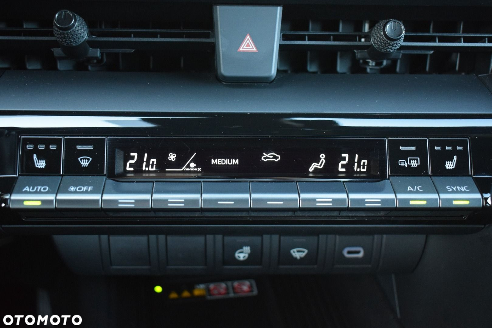 Toyota C-HR - 19