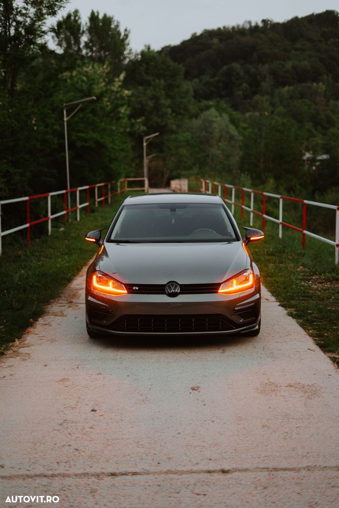 Volkswagen Golf 1.6 TDI BMT Comfortline - 1