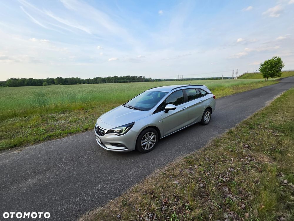Opel Astra 1.6 CDTI Sport - 4