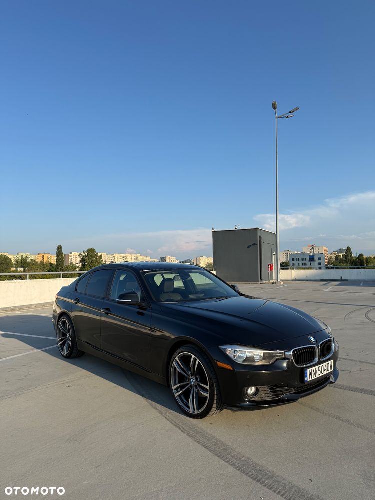 BMW Seria 3 328i - 7