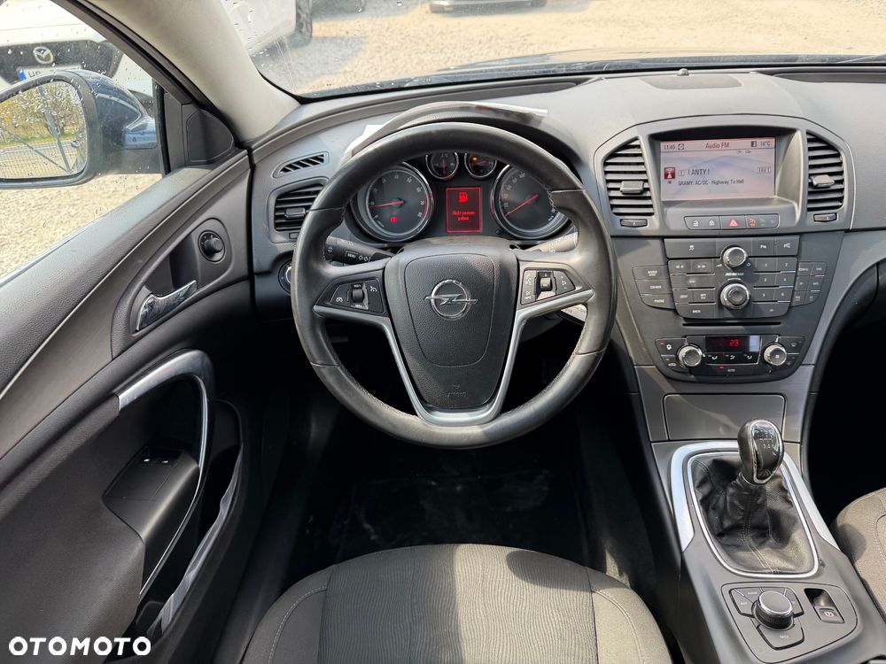 Opel Insignia 2.0 Turbo Edition - 32