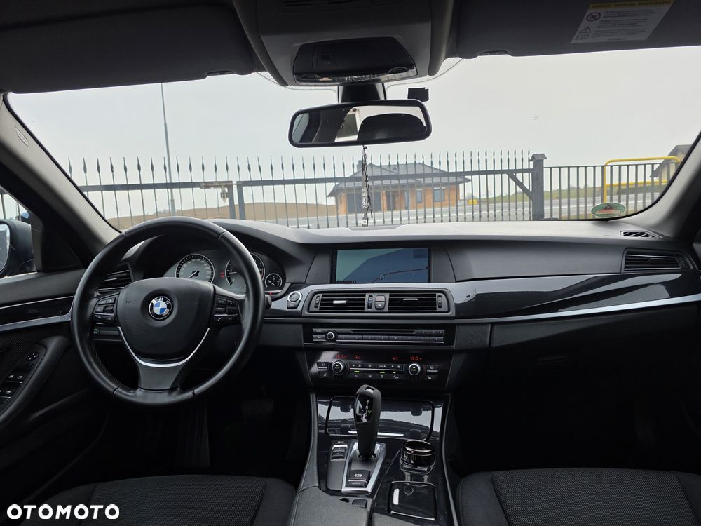 BMW Seria 5 520d BluePerformance - 16
