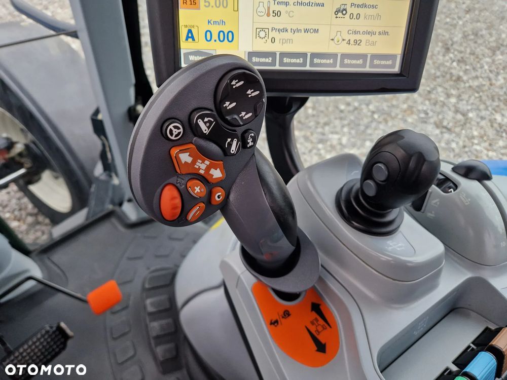 New Holland T7.200 AUTOCOMMAND - 8
