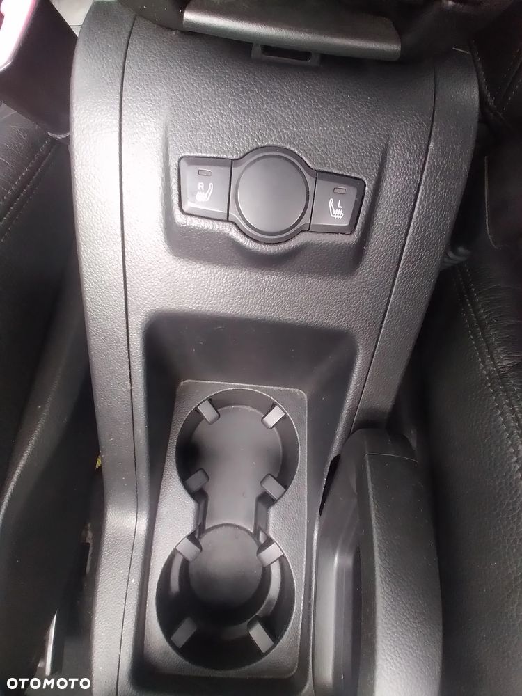 Chevrolet Captiva 2.0 4WD 7 Sitzer Automatik LT Exclusive - 8