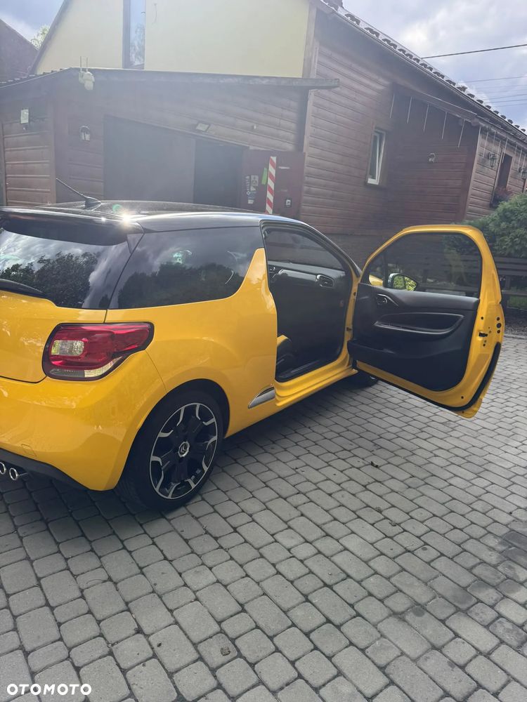 Citroën DS3 1.6 THP Ultra Prestige - 19