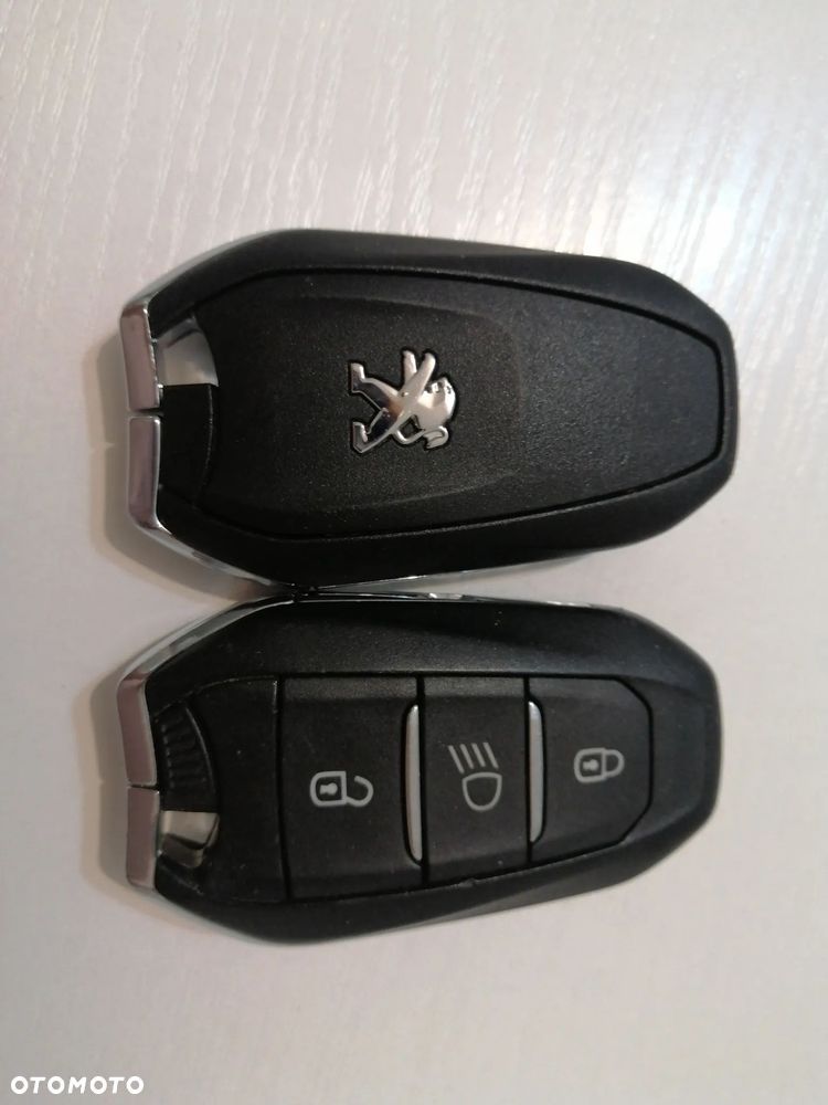 Peugeot 208 1.2 PureTech Allure S&S - 26