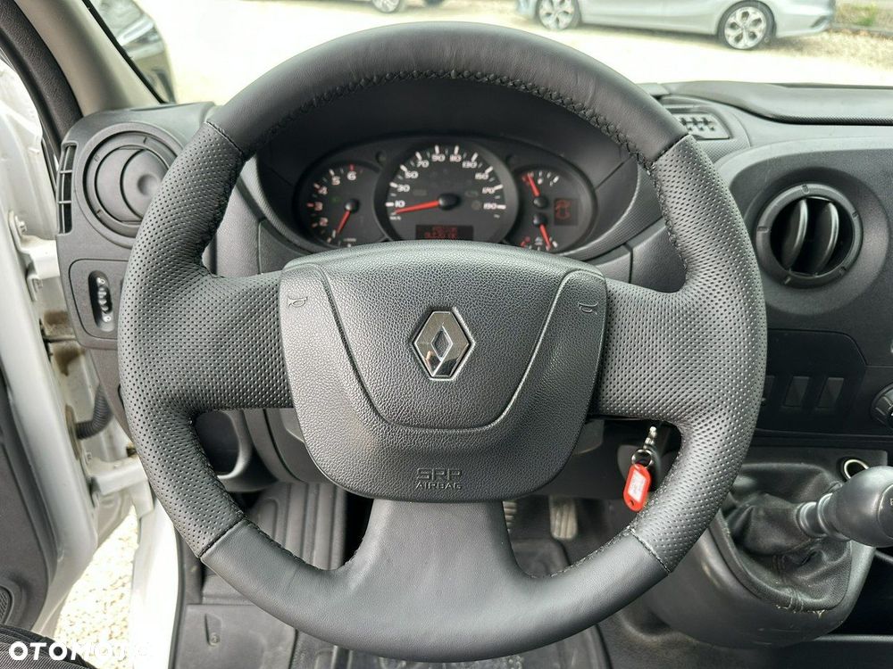 Renault Master - 18