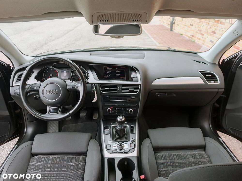 Audi A4 Avant 2.0 TDI DPF Ambiente - 13