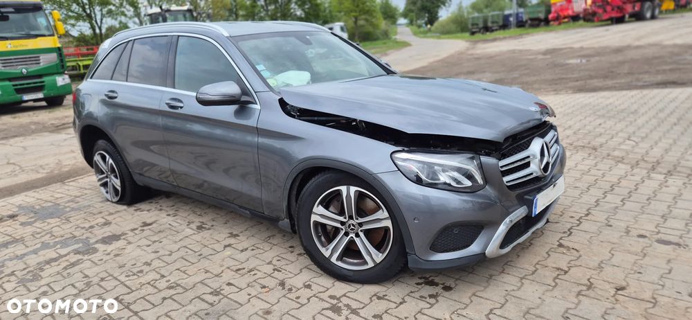 Mercedes-Benz GLC - 1