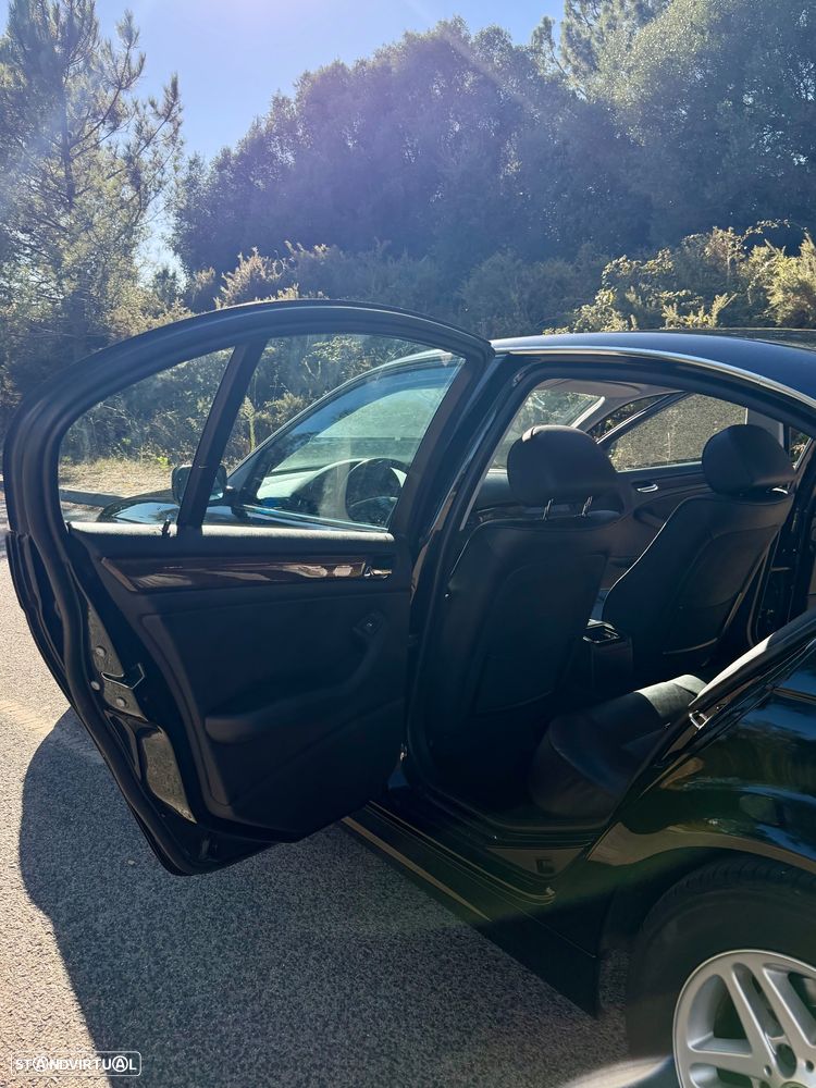 BMW 320 i - 23