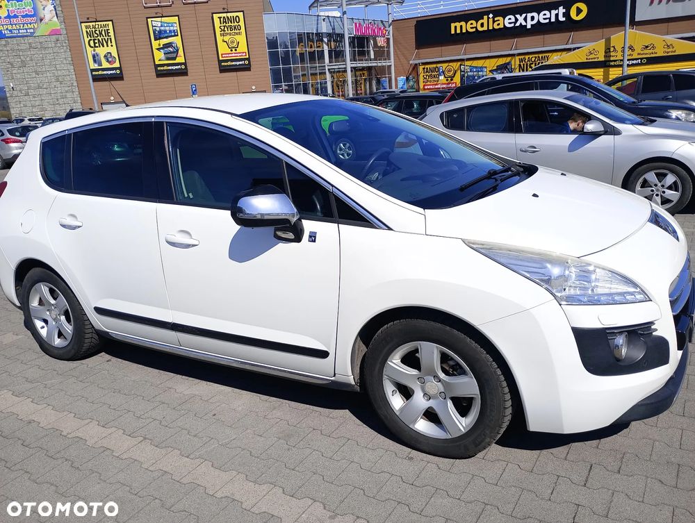 Peugeot 3008 2.0 HDi HYbrid4 - 1
