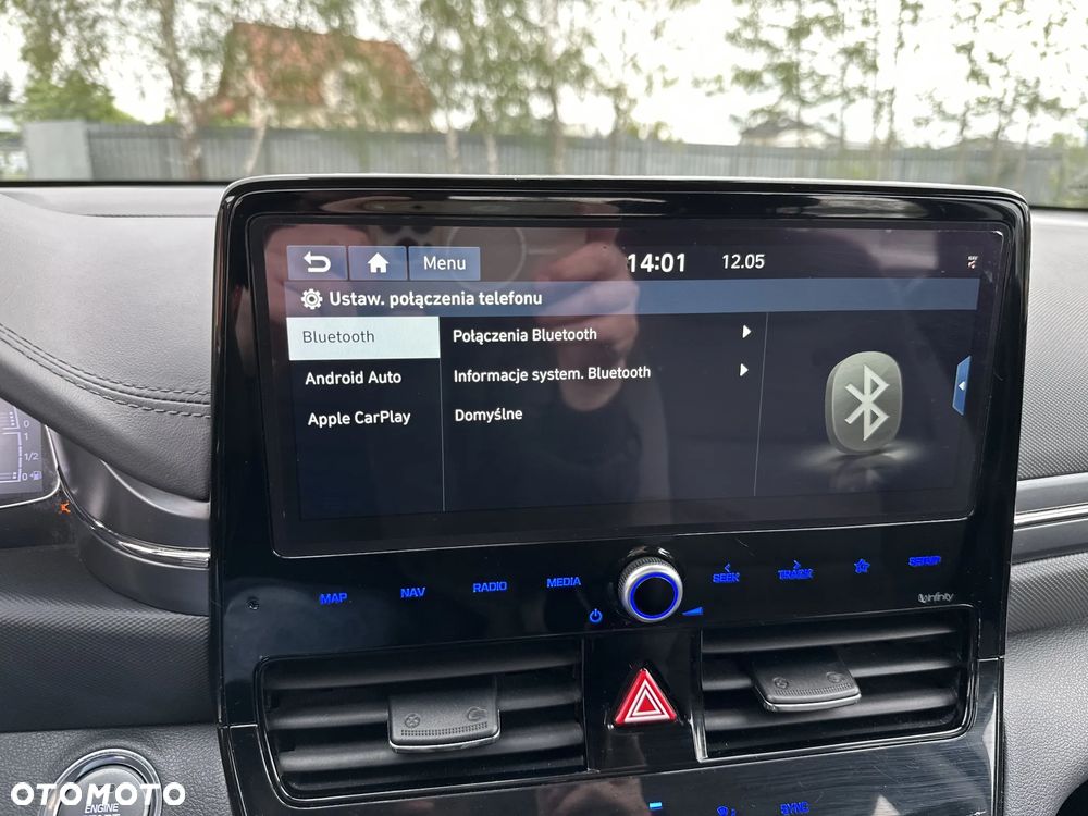 Hyundai IONIQ Hybrid Premium - 24