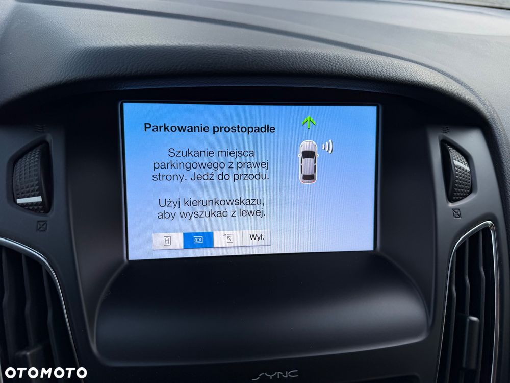 Ford Focus 1.0 EcoBoost Titanium Business - 22