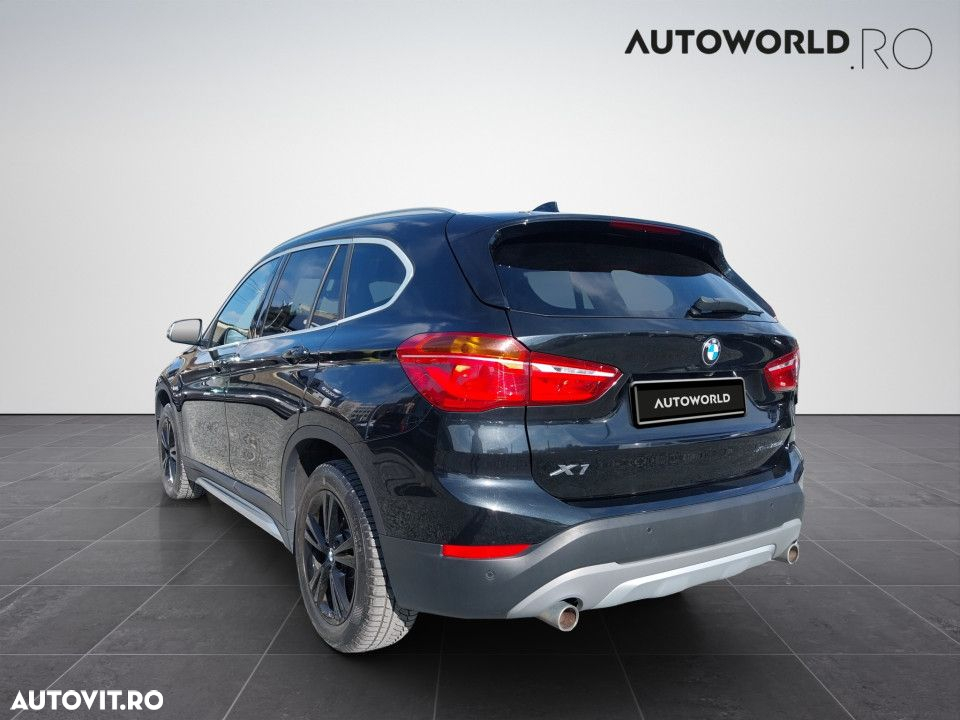 BMW X1 - 4