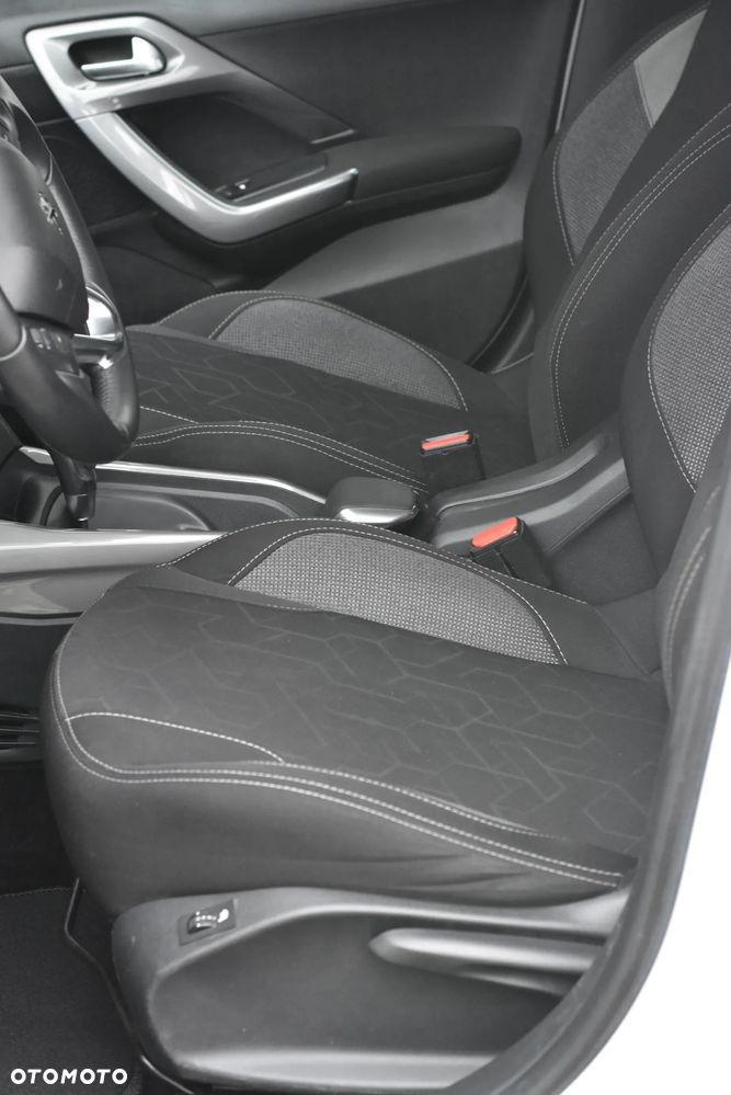 Peugeot 2008 PureTech 110 Stop&Start EAT6 Crossway - 7