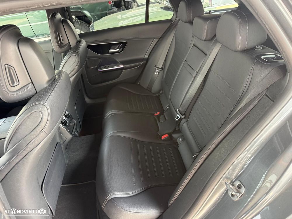 Mercedes-Benz C 300 - 17