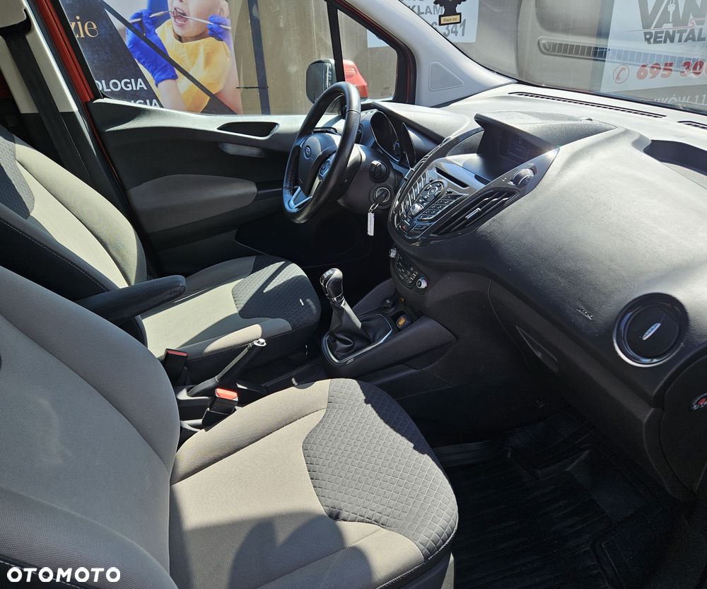 Ford Tourneo Courier 1.0 EcoBoost S&S Trend - 24