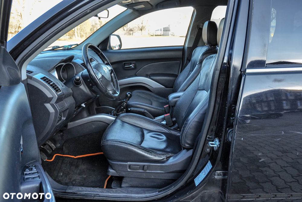 Peugeot 4007 HDI FAP 7-Sitzer Allure - 7