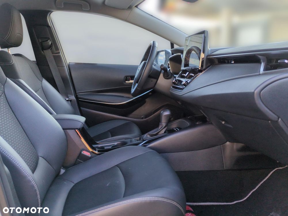 Toyota Corolla 1.8 Hybrid Executive - 9