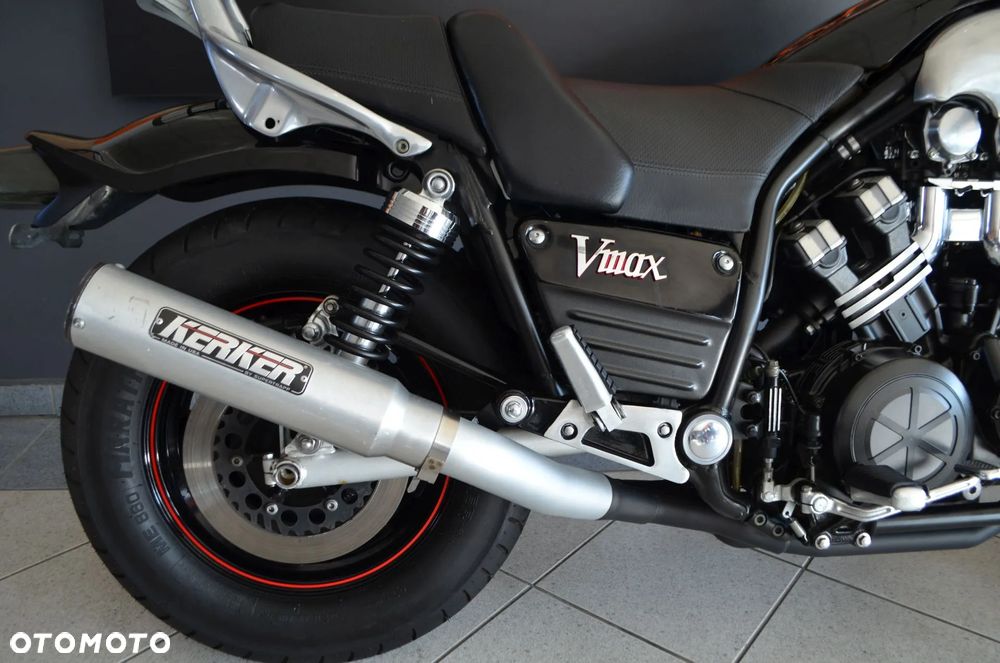 Yamaha V-MAX - 5