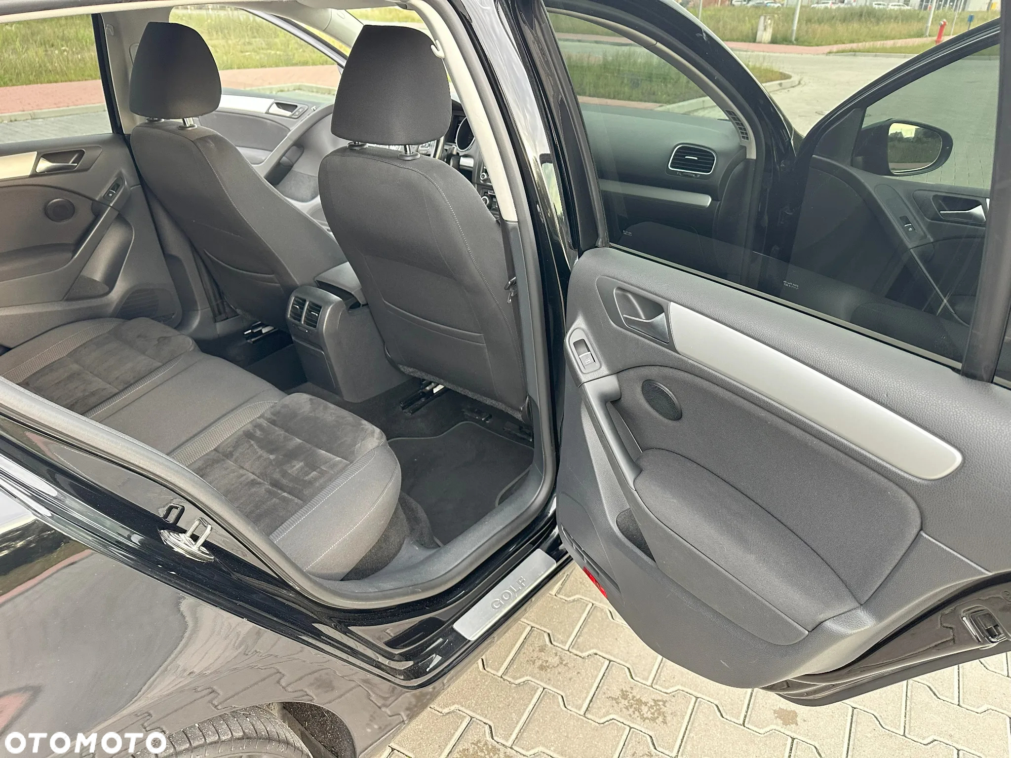 Volkswagen Golf VI 1.4 TSI Highline - 27