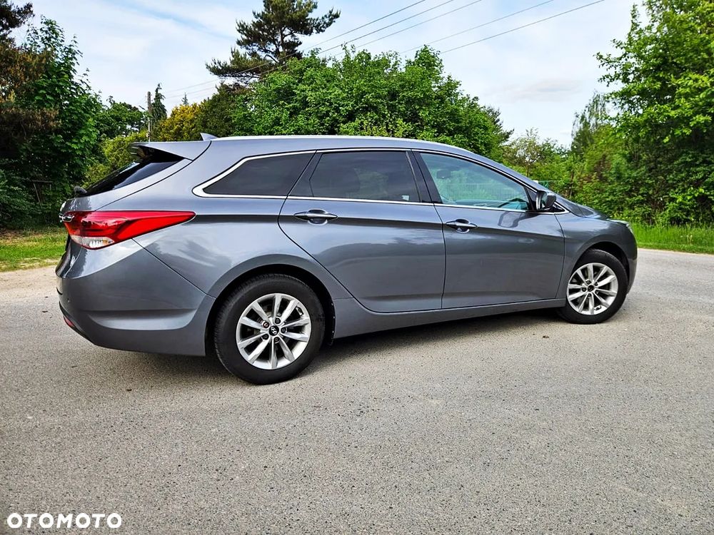 Hyundai i40 Kombi blue 1.7 CRDi Premium - 12