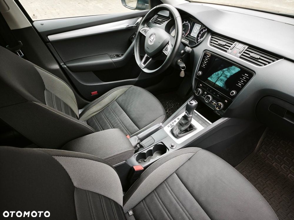 Skoda Octavia 1.4 TSI Ambition DSG - 16