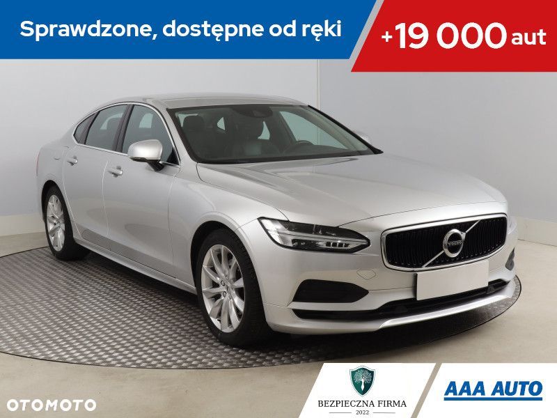 Volvo S90 - 2