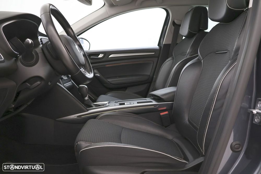 Renault Mégane Sport Tourer 1.5 Blue dCi Bose Edition EDC - 4