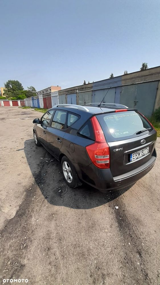 Kia Ceed - 3