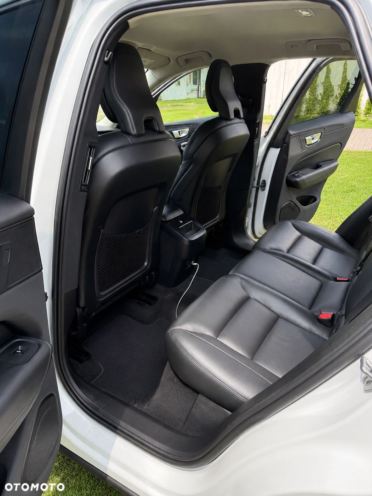 Volvo XC 60 T4 Inscription - 13