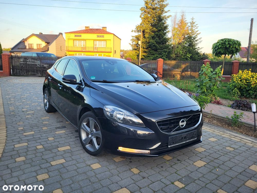 Volvo V40 T3 Momentum - 6